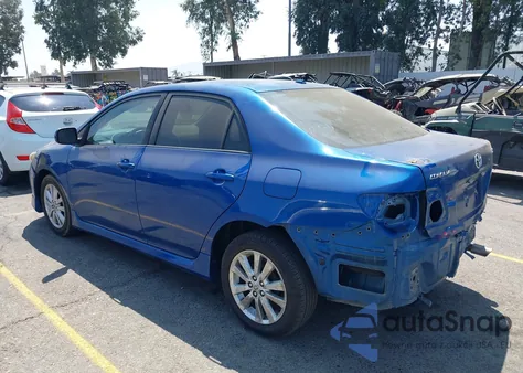 2009 Toyota Corolla S z USA, uszkodzony, nr VIN 1NXBU40E29Z010207